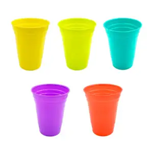 Vaso de plástico opaco grande, con relieve de líneas, variedad de col…