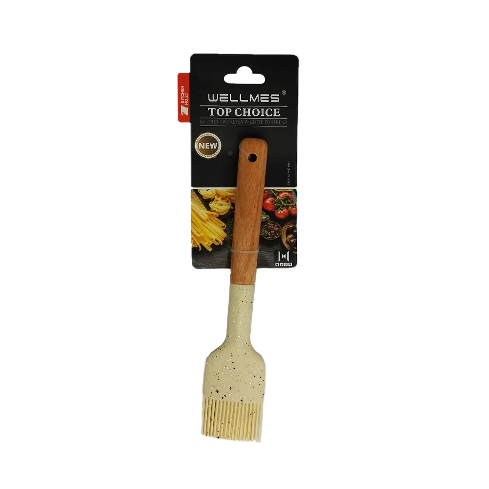 1pza Brocha de silicón con mango de madera para cocina y repostería, variedad de colores / wellmes / 16828-9