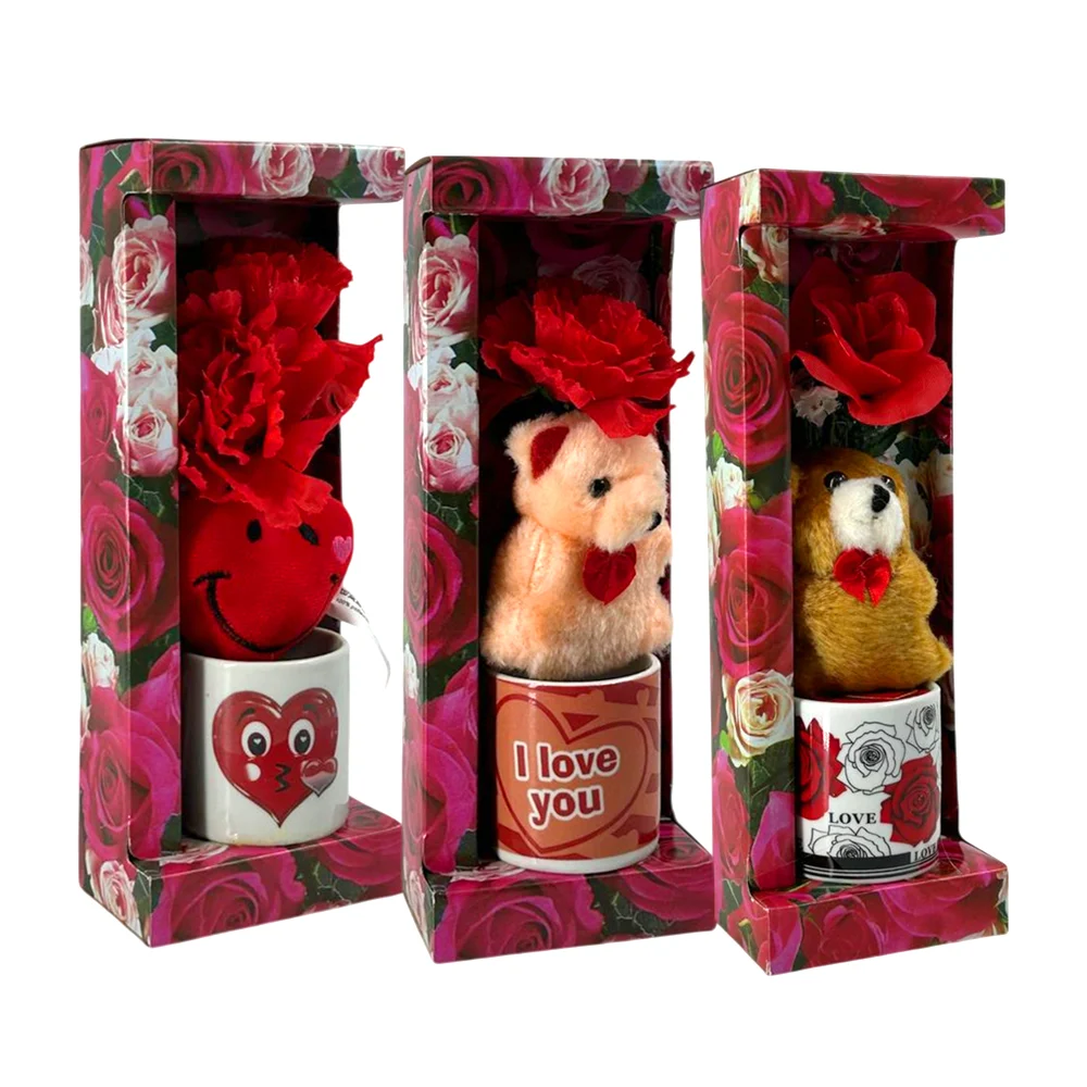 Caja rectangular transparente con mini ramo de 2 flores artificiales, mini peluche y mini taza de cerámica, variedad de modelos / 23yh505
