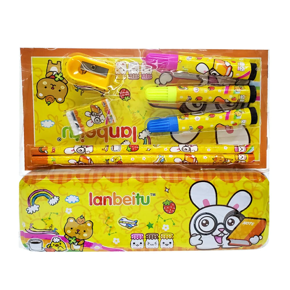 Kit papelería con lapicera, sacapuntas, borrador, 2 lápices, 3 marcadores y mini libro para colorear, variedad de colores / 8008