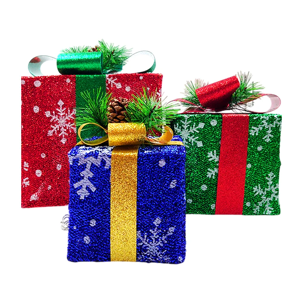 Decoración navideña set 3 cajas de regalo con tela tipo malla, diseño copos de nieve y luces led + moño metálico con piña de pino / ay-684
