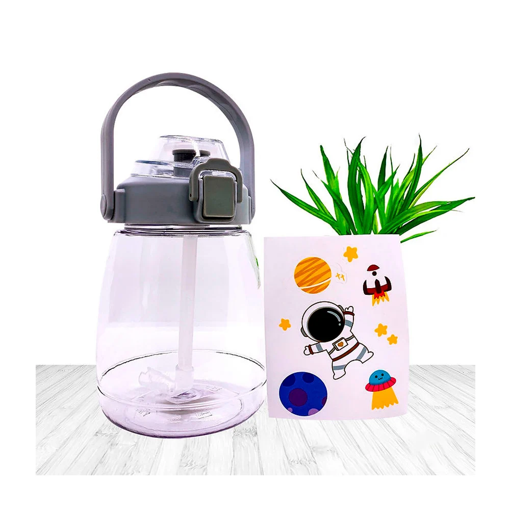 Botella de plástico transparente con stickers de personajes animados, correa y popote, variedad de colores / cs-016