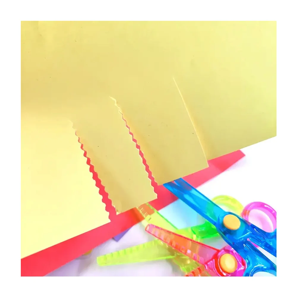 Paquete de 3 tijeras plásticas con corte figura zig zag, variedad de colores / bauhinia / hqt-3133