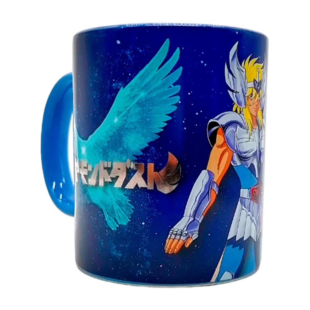 Taza de cerámica con diseño estampado de los caballeros del zodiaco hyoga de cisne con acabados metálicos 330ml / 112804