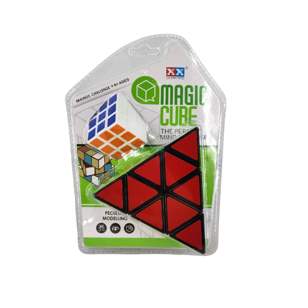 Blíster con juego de 2 cubo rubik en forma de pirámide y cubo magic cube diseño con franjas negras / 8948a-3