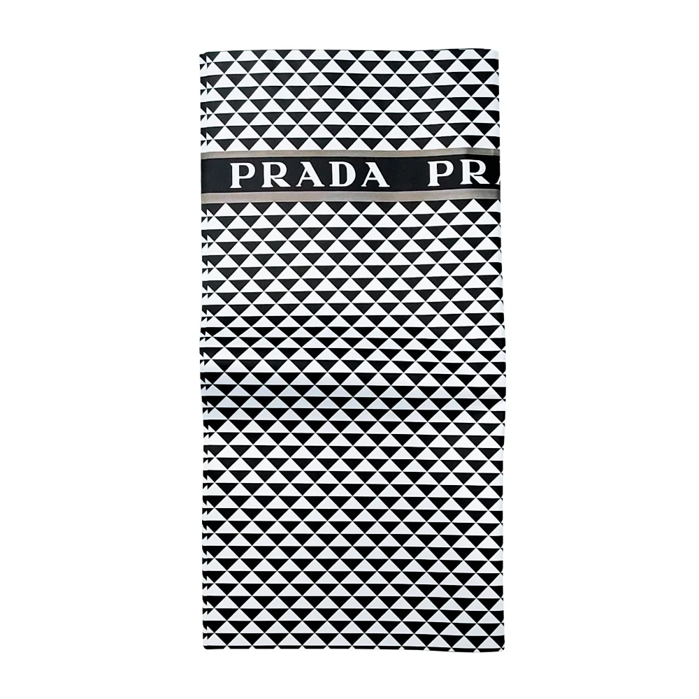 Paquete con 20 pliegos de papel para regalo con estampado de marca de moda lv letras metalicas, variedad de colores / bt-1358-115