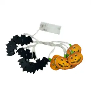 Serie guirnalda led de pila con diseño de calabazas y calaveras negra…