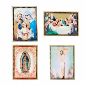 Cuadro de cristal con franja dorada e imagen religiosa, 11x15cm, vari…