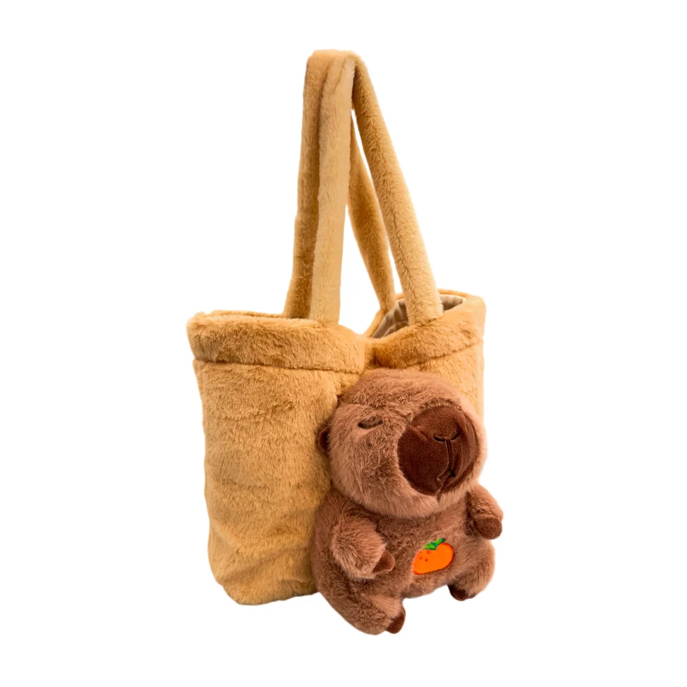 Bolsa afelpada con broche de botón y figura de capibara en 3D