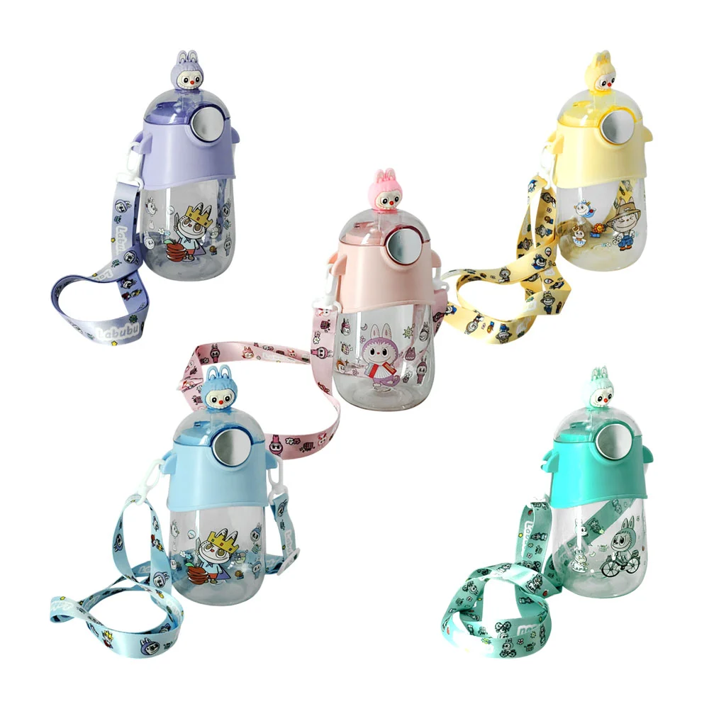 Botella cantimplora con correa, popote, capacidad de 700ml y estampado de labubus, variedad de colores / lu1431