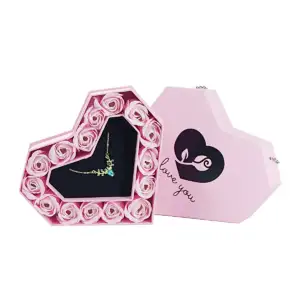 Bolsa de mano en forma de corazón + perlas, con 15 rosas eternas arti…
