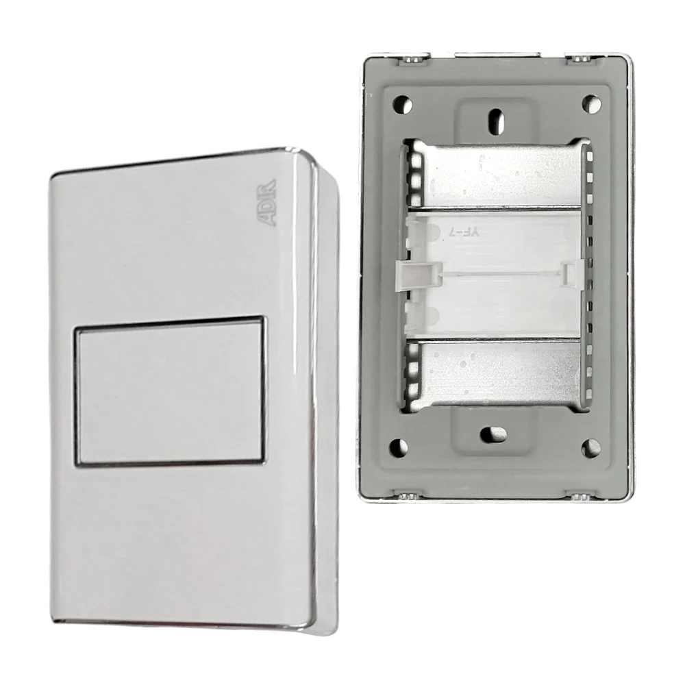 Placa ciega color blanco con marco color plata / 9827