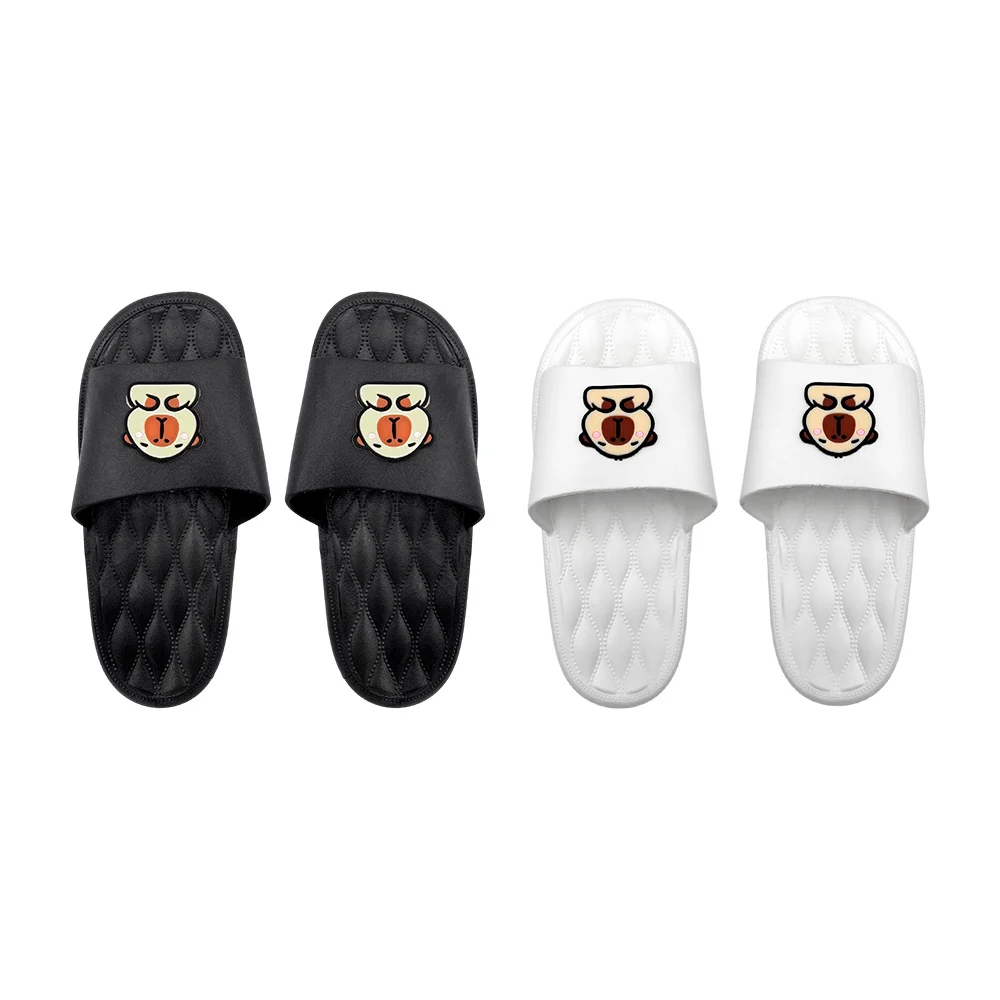 Par de sandalias tipo goma con figura decorativa de capibara, colores varios