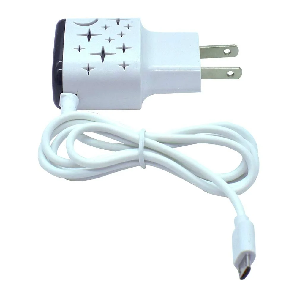 Combo cargador con entrada v8 y 2 entradas usb, con diseño de estrellas y luna / cdq-970