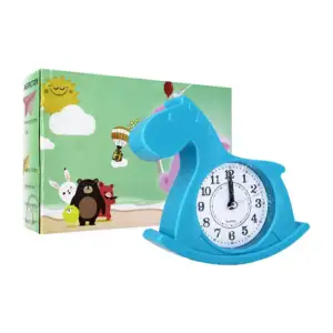 Reloj de plástico en forma de caballo, variedad de colores / 628