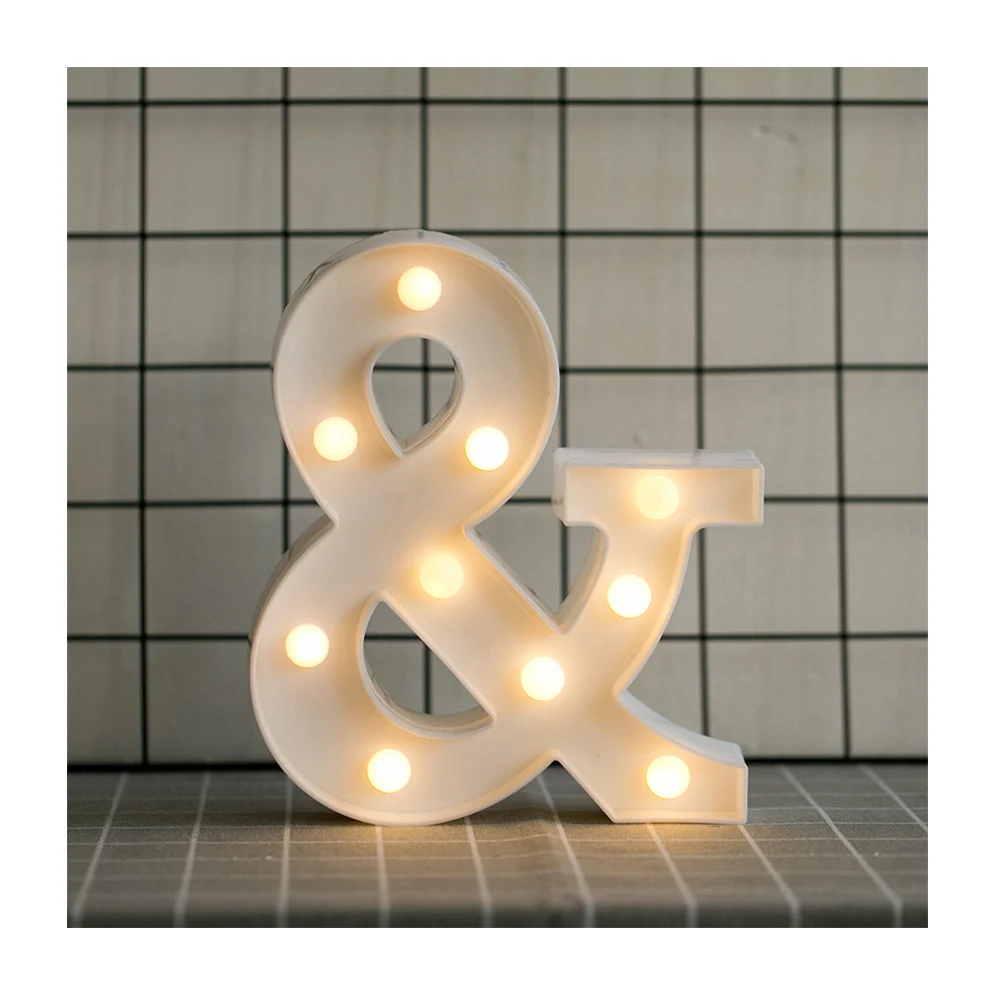 Lámpara led en forma de letra ñ con luz cálida / led.54