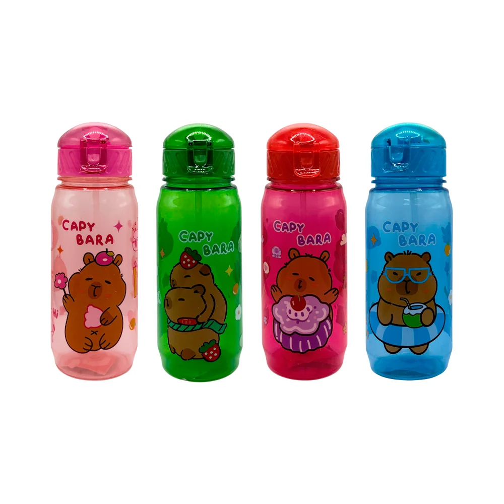 Botella plástica pequeña con estampado de capibara, popote y asa, diseños varios