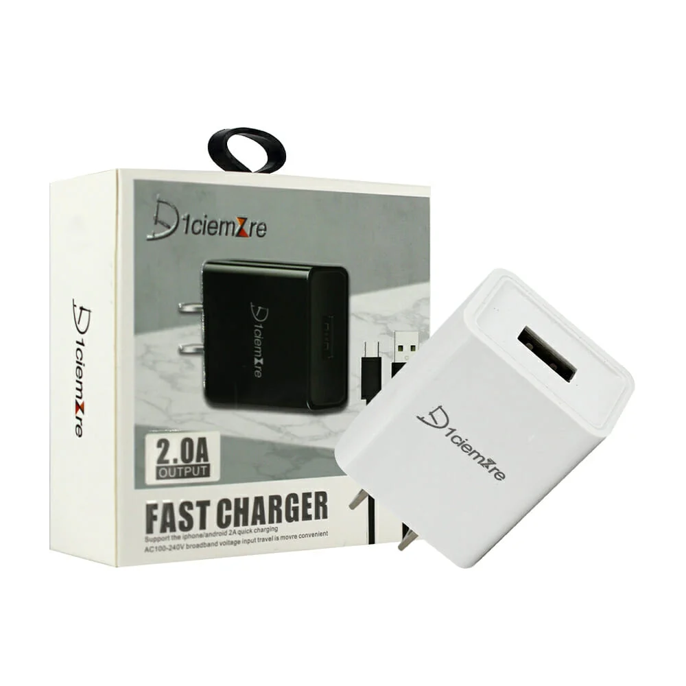 Cubo cargador d1ciemzre con entrada tipo c y salida a 2a / fast charger