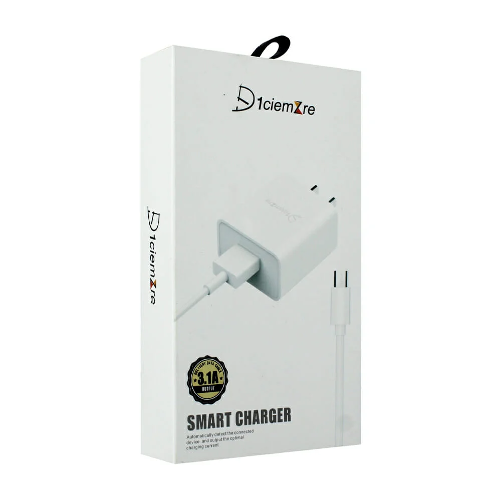 Combo cargador d1ciemzre con entrada v8 para carga a 3.1a / m-669