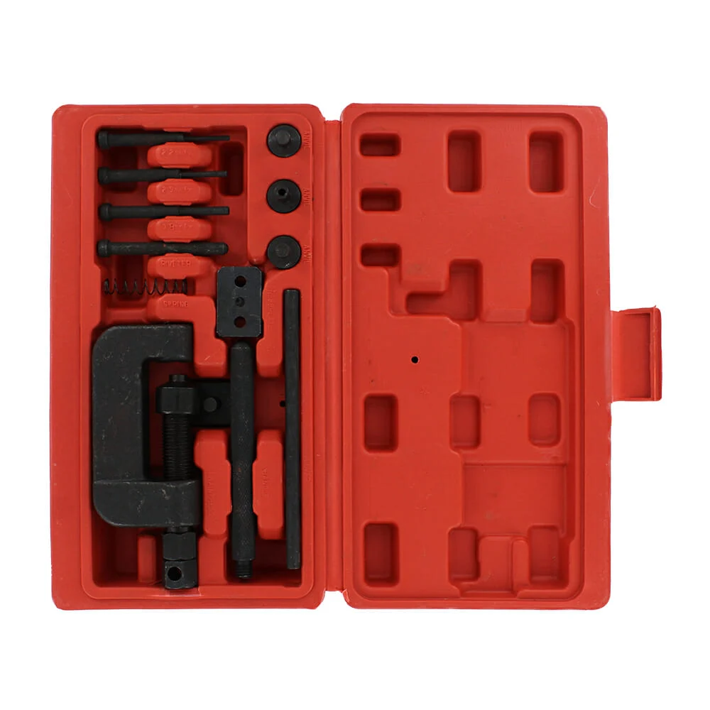 Estuche con prensa metálica tipo c para carpintero y 12 accesorios / t-606-w15