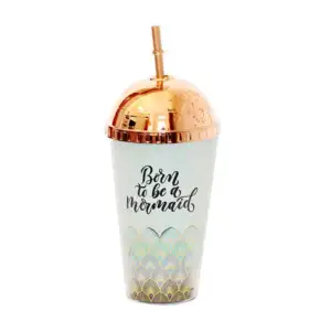 Vaso de acrílico con popote y tapa + frase born to be a mermaid