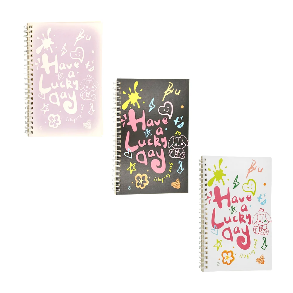 Libreta mediana con doble espiral, 60 hojas de raya y pasta blanda con estampado have a lucky day, variedad de colores / xqb-a5-60