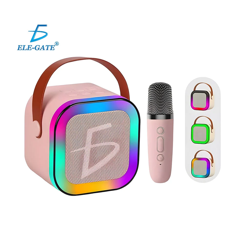 Bocina inalámbrica con micrófono bluetooth con efectos de voz y luces rgb / bc.qk12