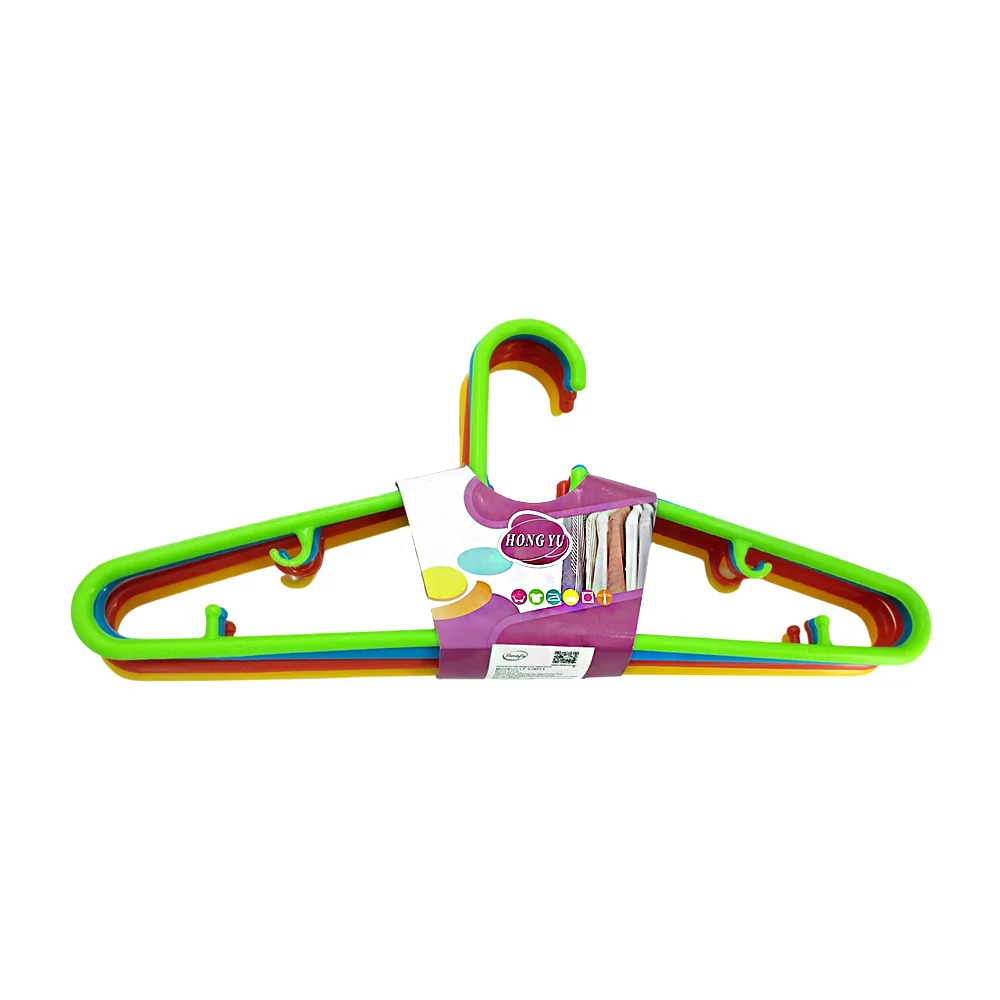 Paquete con 5 ganchos de plástico multicolor para colgar la ropa / hongyu