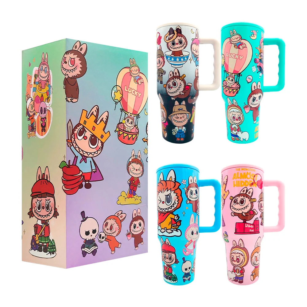 Termo metálico grande con asa, tapa lisa, popote y estampado de labubus / q78241