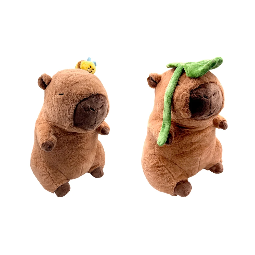 Peluche afelpado mediano en forma de capibara + decoración, 37cm, varios modelos