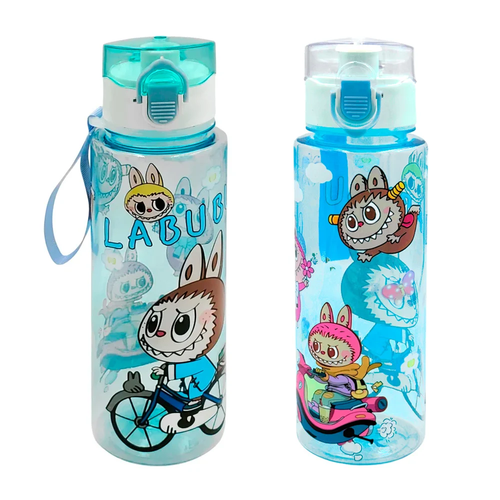 Botella de plástico cilíndrica semitransparente con estampado de labubu