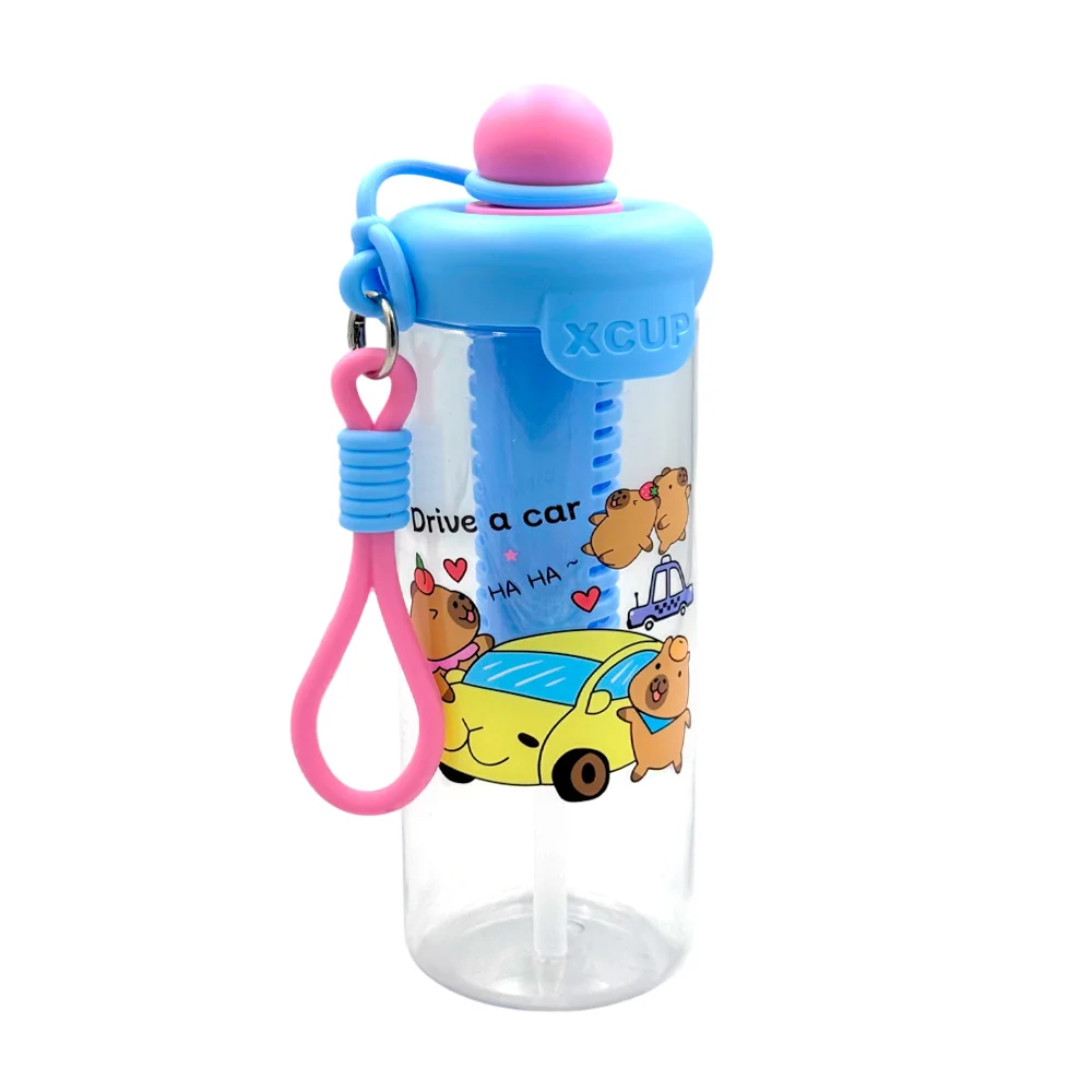 Botella con popote, compartimiento de infusión, asa agarradera y estampado