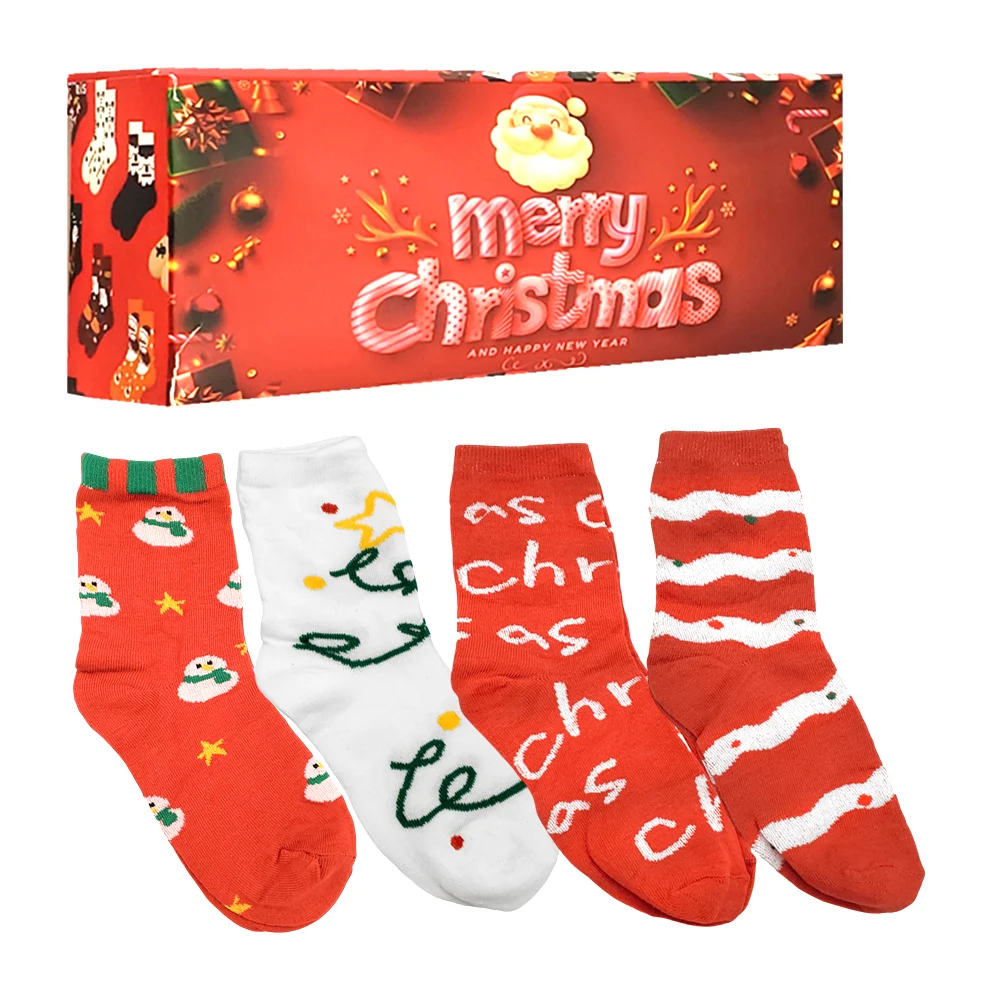 Paquete con 4 pares de calcetines lisos con estampado navideño, modelos varios