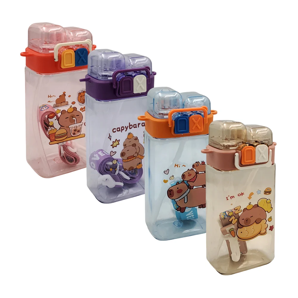 Botella rectangular de doble popote, 580ml y estampado decorativo de capibara